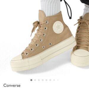 Converse Women's Beige Suede High-Top Sneakers sz 8
